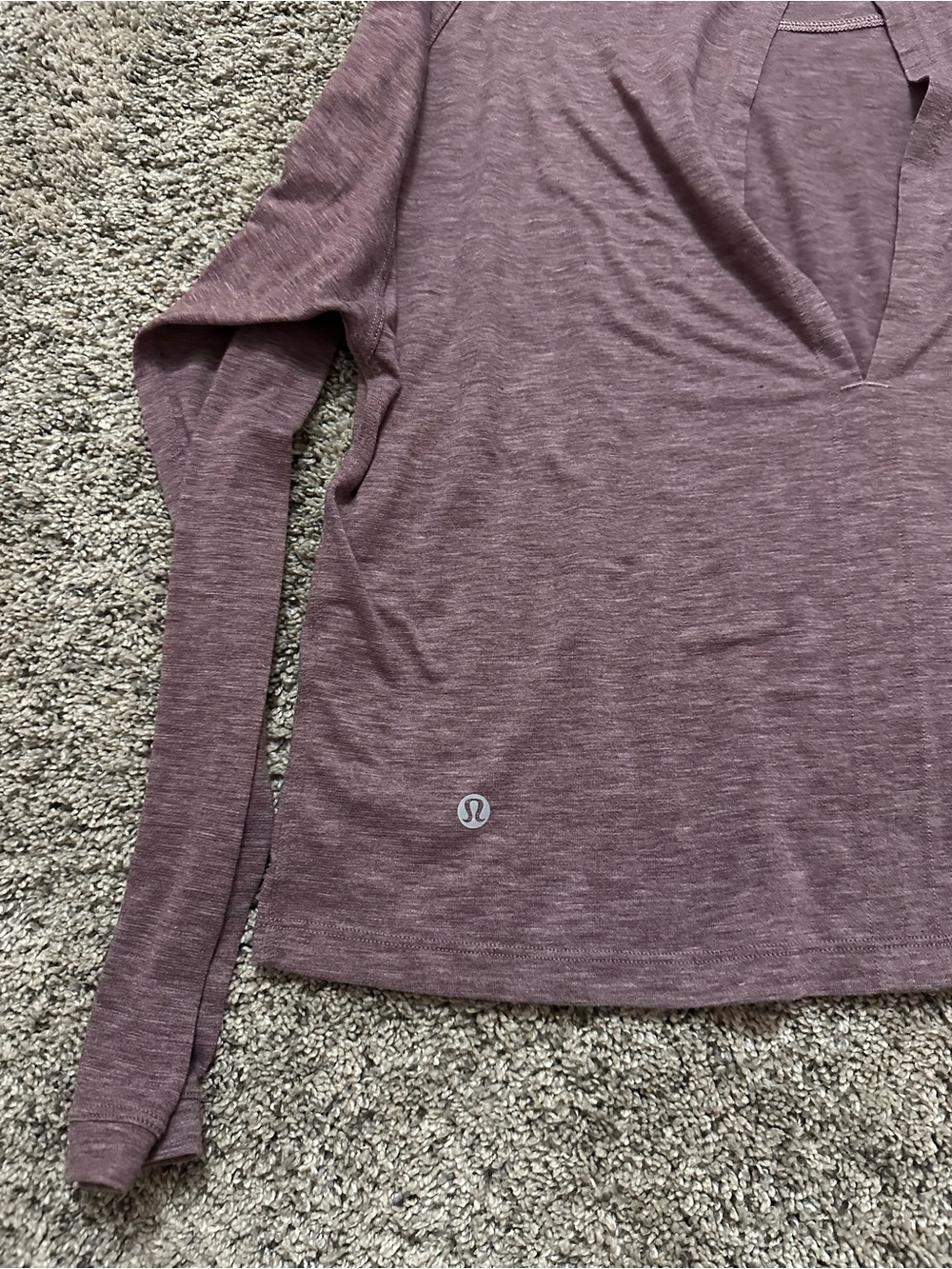 lululemon athletica Women's Heathered Mauve Long-Sleeve V-Neck Top